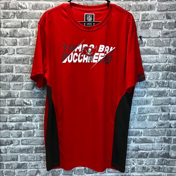NFL Tampa Bay Buccaneers‎ T-shirt - Picture 1 of 8